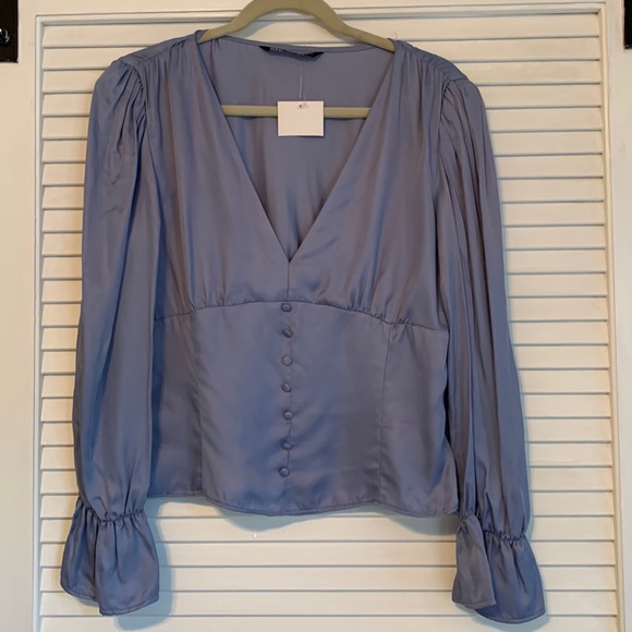 🛑SOLD🛑 Zara Satin Effect Button Top Long Sleeve Top Periwinkle - Picture 5 of 12